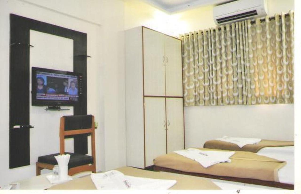 Hotel Siddhartha Bombay Exterior foto